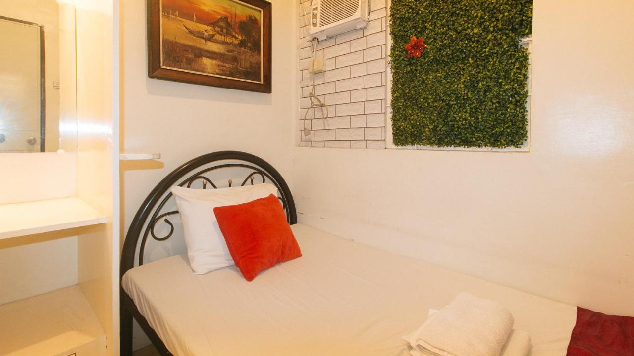 Nearest Hostel Pasay City By Reddoorz Εξωτερικό φωτογραφία