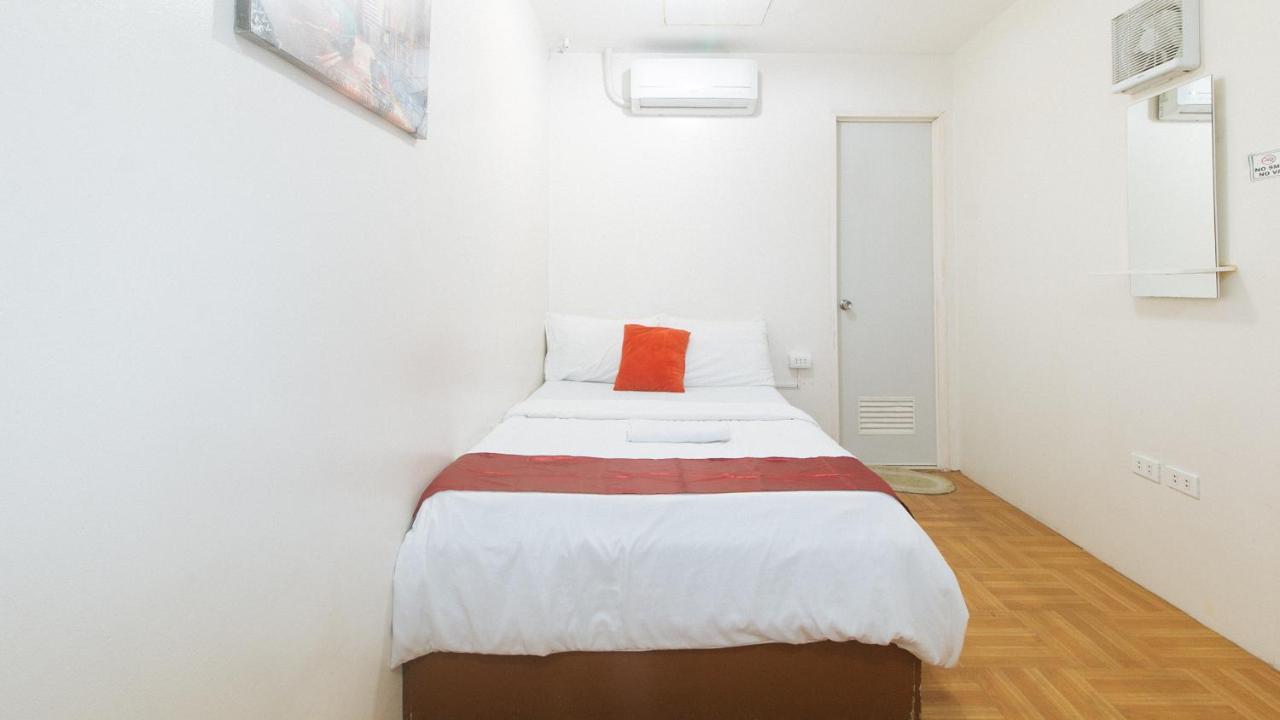Nearest Hostel Pasay City By Reddoorz Εξωτερικό φωτογραφία