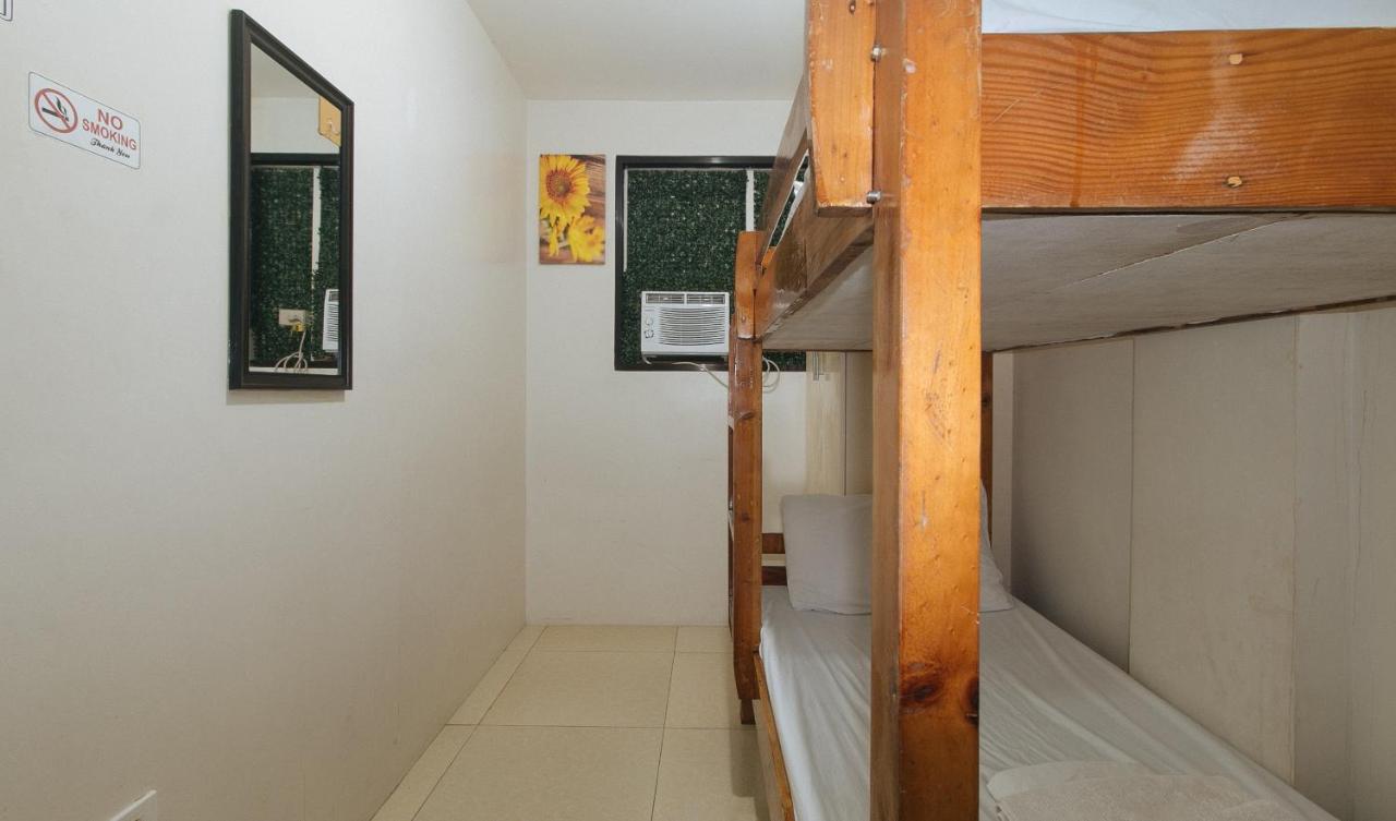 Nearest Hostel Pasay City By Reddoorz Εξωτερικό φωτογραφία
